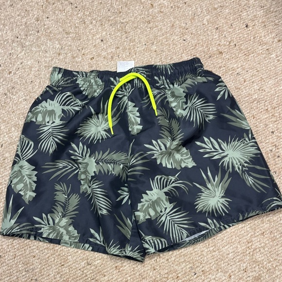AMAZING-Boys Swim Bundle sz.L/XL - Picture 7 of 15